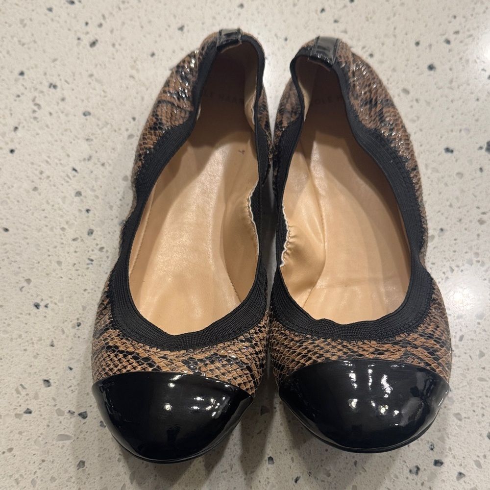 Cole Haan Black and Brown Leather Women's Flats Casual Snake Animal Print Size 7